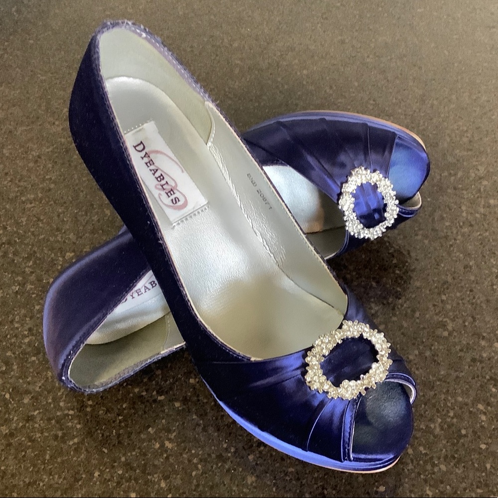 🟢 Gorgeous Vibrant Peeptoe Pumps 8.5